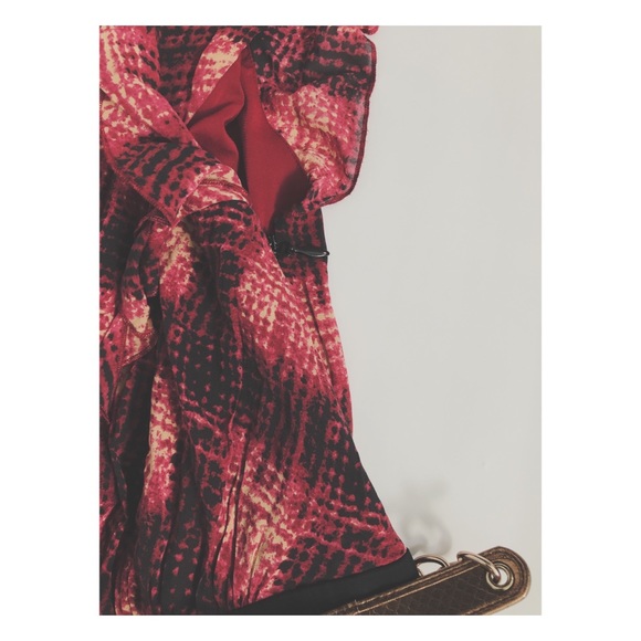 Bebe Dress - Picture 4 of 7